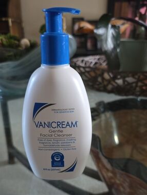 Vanicream Gentle Facial Cleanser